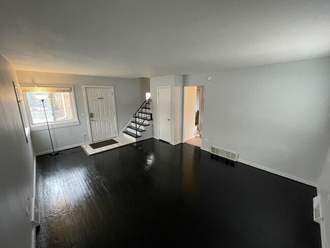 Foto del edificio - 1312 Greenfield Ave