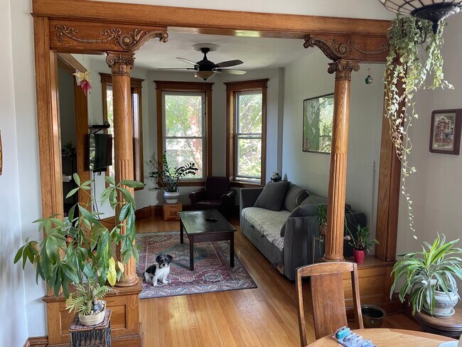 Foto del edificio - 3630 S Leavitt St