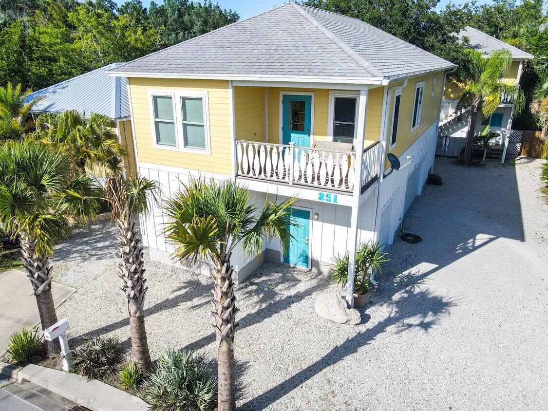 Primary Photo - 251 Riberia St