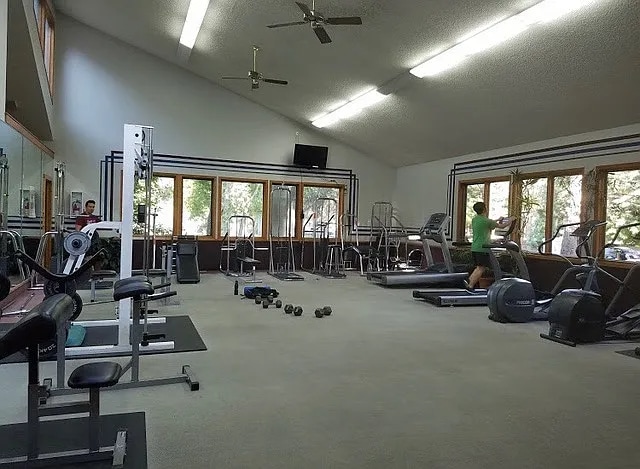 Building Photo - 2907 Shadow Creek Dr