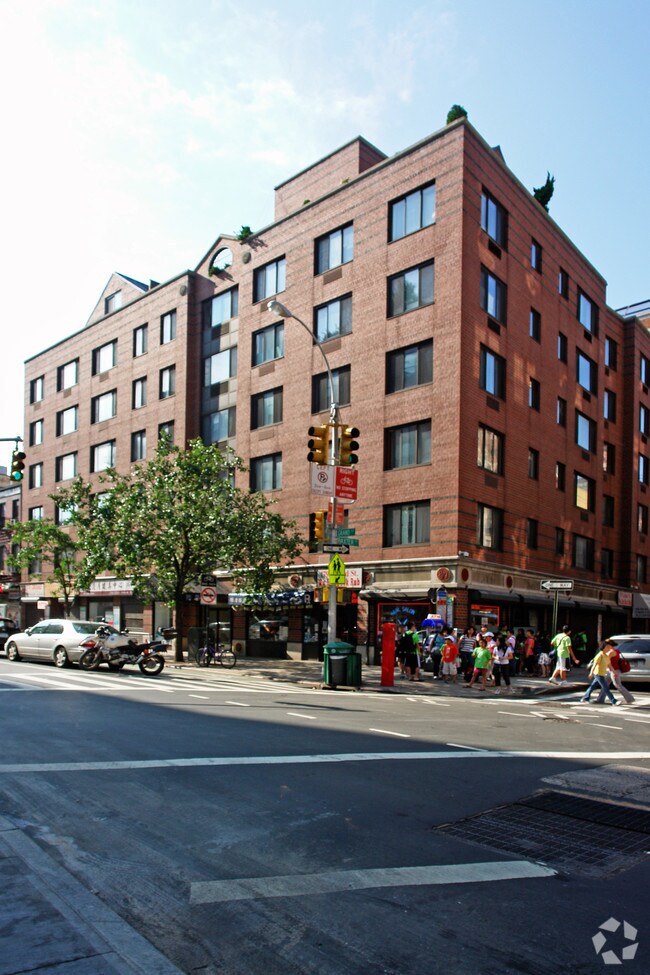Foto del edificio - 179 Grand St