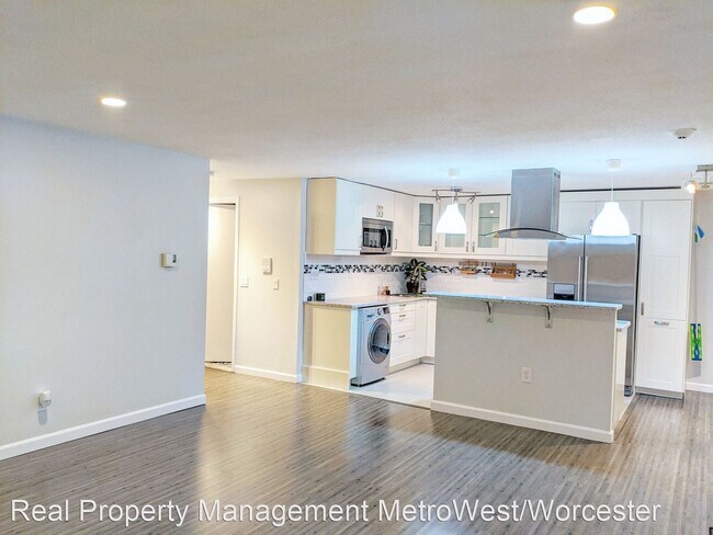 Foto del edificio - 1 br, 1 bath House - 89 Pleasant Street Un...