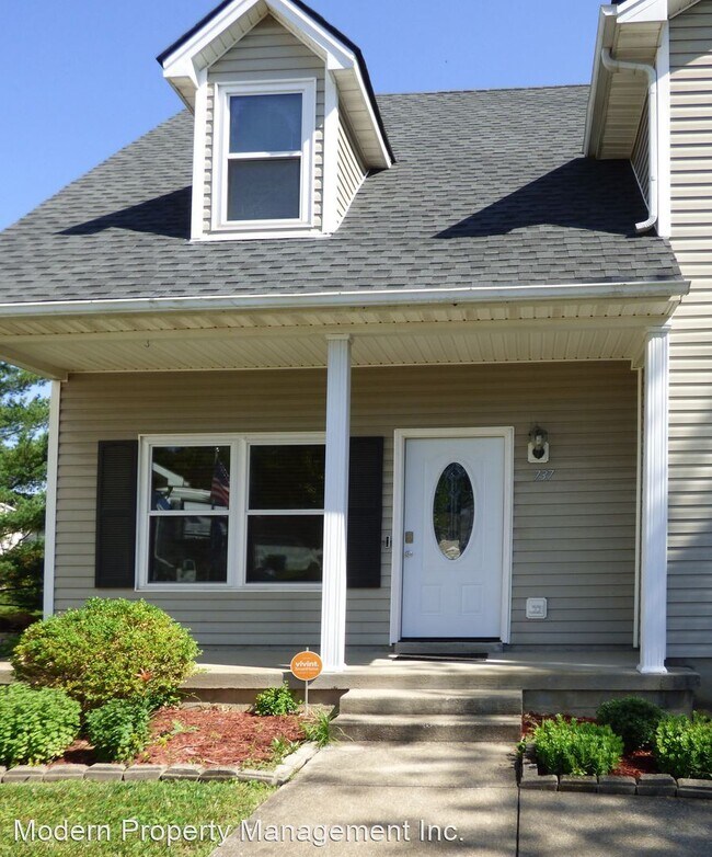 Foto del edificio - 3 br, 2.5 bath House - 737 Morgan Hills Dr