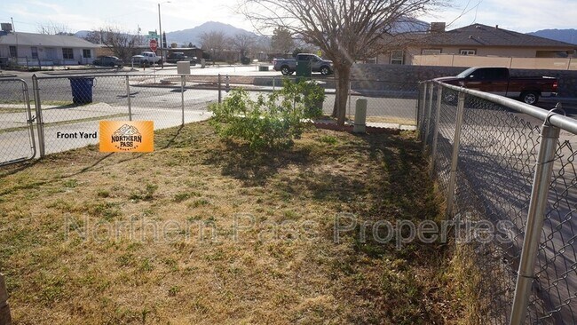 Foto del edificio - 6069 Bridalveil Dr