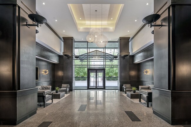 Foto del edificio - 55-75 West End Avenue