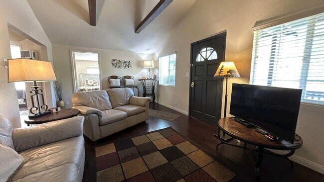 Building Photo - 37083 Bright Way