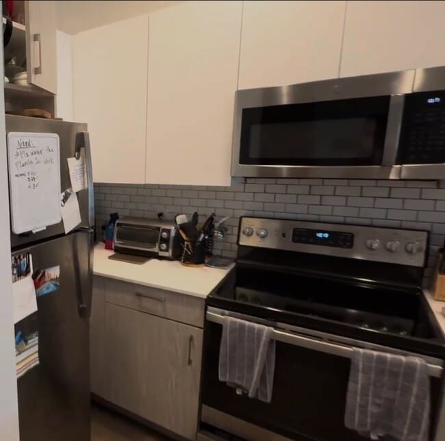 Photo - 1406 Beacon St (Brookline, MA) Apartment
