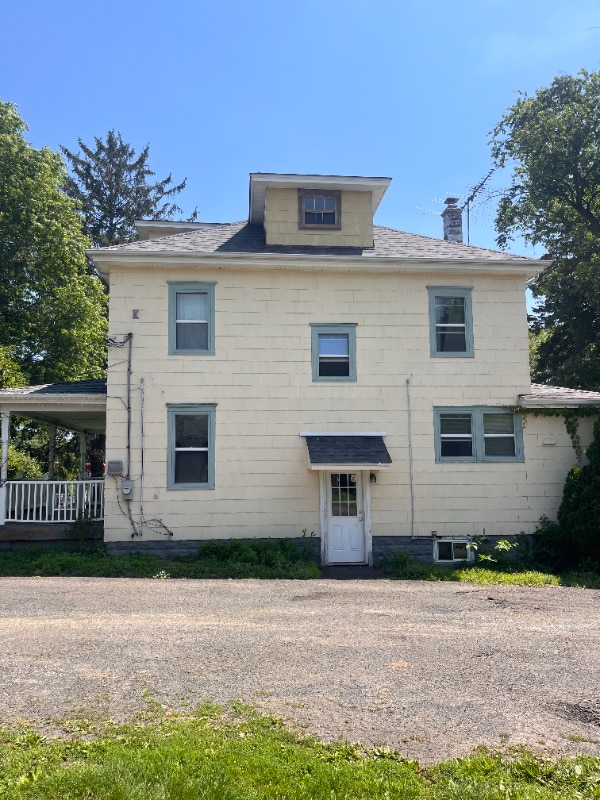 Building Photo - 1046 Trenton Rd