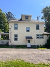 Building Photo - 1046 Trenton Rd