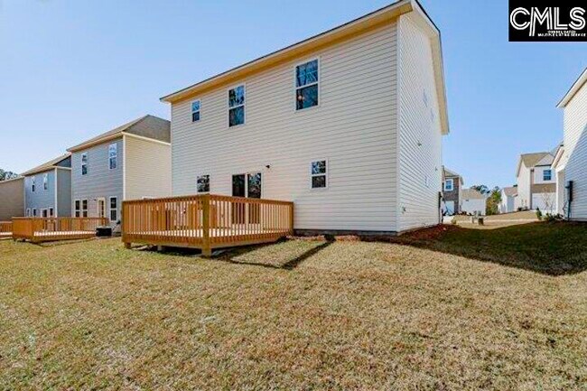 Building Photo - 247 Honey Hill Way