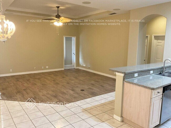 Foto del edificio - 1102 Brambling Ct