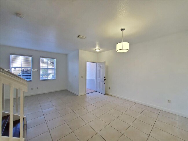 Building Photo - 4218 SW 157th Ave