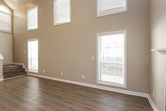 Foto del edificio - 307 Paxton Ct