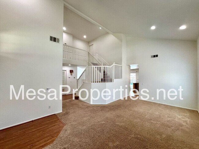 Foto del edificio - 14027 Silver Creek Way