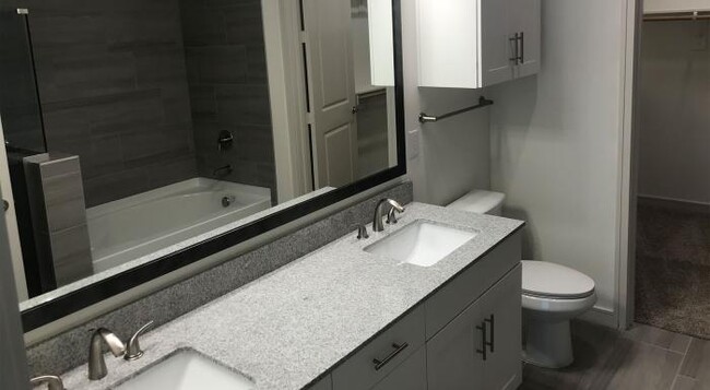 Building Photo - 2 bedroom in Houston TX 77041