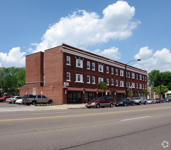 Building Photo - 788-798 N Main St