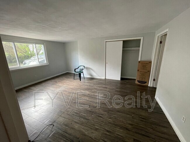 Foto del edificio - 2624 Norwood Ave