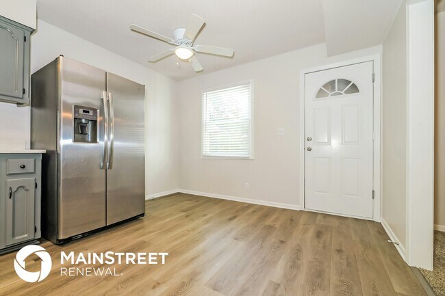 Foto del edificio - 303 E 11th St