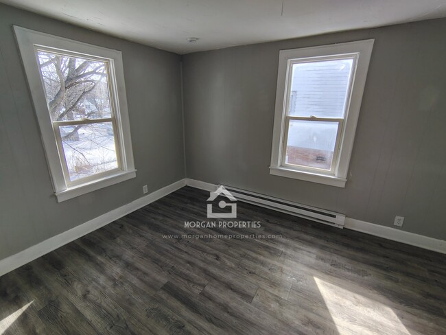 Building Photo - 205 N Lincoln Ave