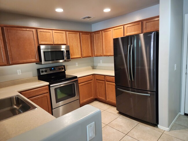 Foto del edificio - 5781 Cedar Ridge Rd