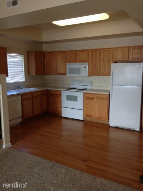 Building Photo - 16838 E Gunnison Dr