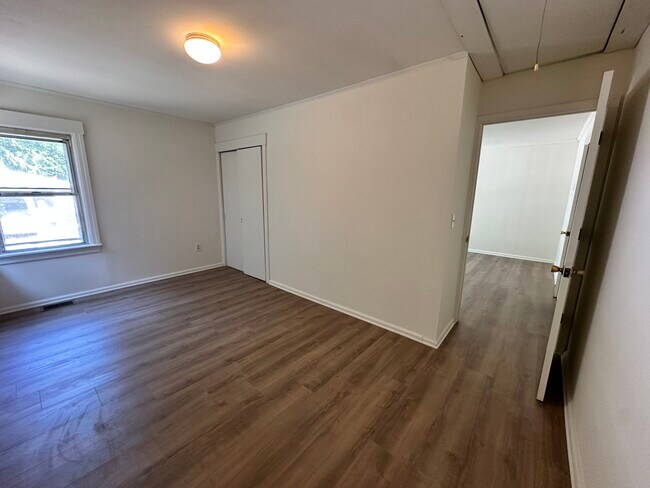 Foto del edificio - 212 Jackson Ave