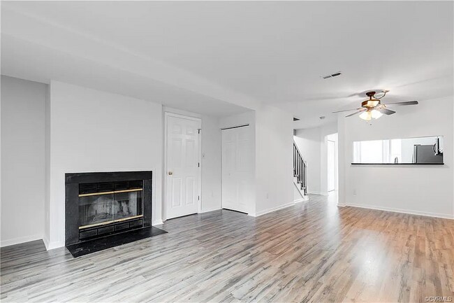 Living/Dining - 2274 High Bush Cir