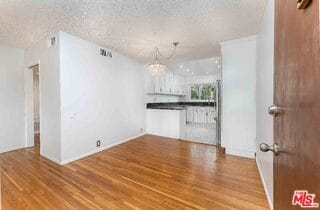 Building Photo - 3166 S Sepulveda Blvd