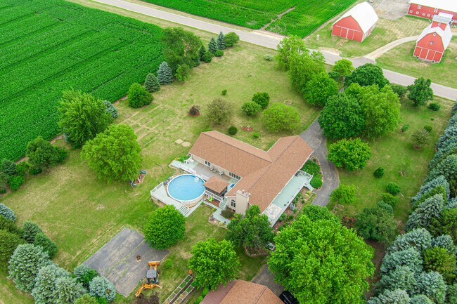 Foto del edificio - 15727 Swanson Rd