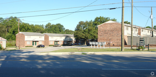 Building Photo - Woodbine Park Apartments