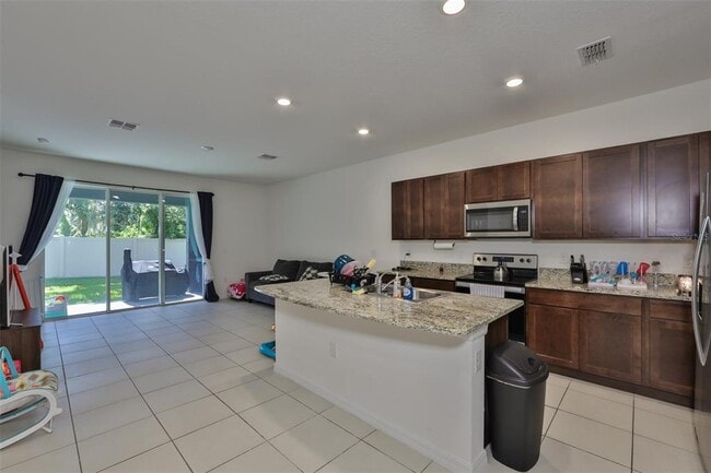 Building Photo - 3225 Pleasant Willow Ct