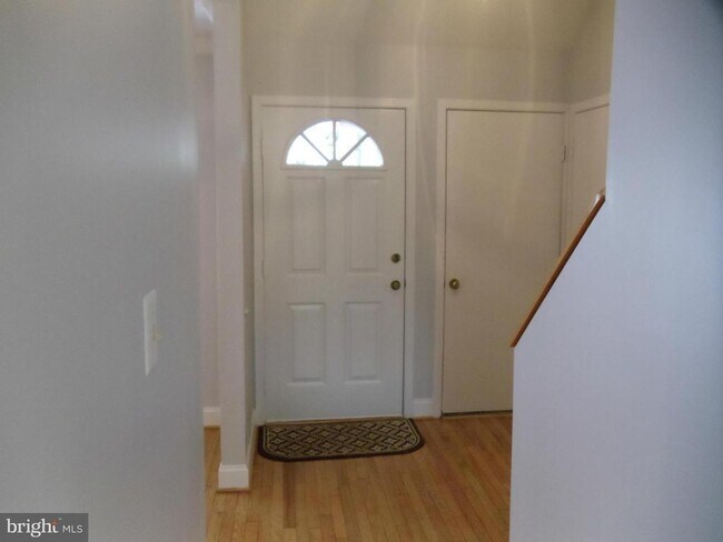Foto del edificio - 308 Loudoun St SW