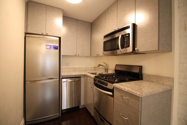 Foto del edificio - 340 E 90th St