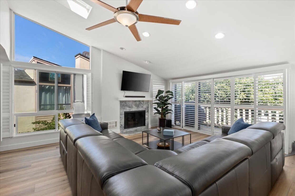 Foto principal - 579 S Sierra Ave