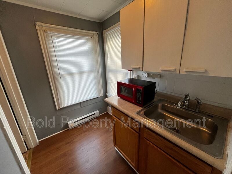 Primary Photo - 929 N 3rd St