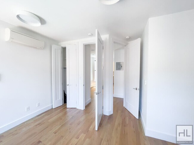 Building Photo - EAST 93 STREET / Great Upper East Side Loc...
