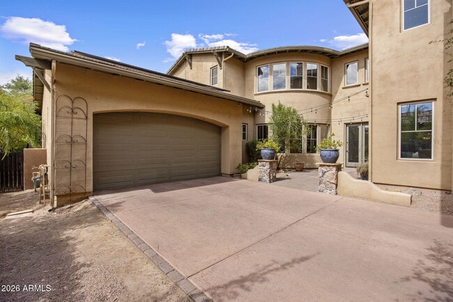 Foto del edificio - 9572 E Mountain Spring Rd