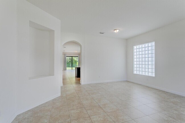 Foto del edificio - 4535 Gulf Sounds Ln