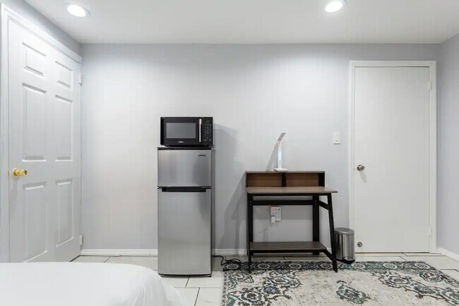 Foto del edificio - 60 Beverly Rd