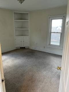 Building Photo - 32 8th St SW