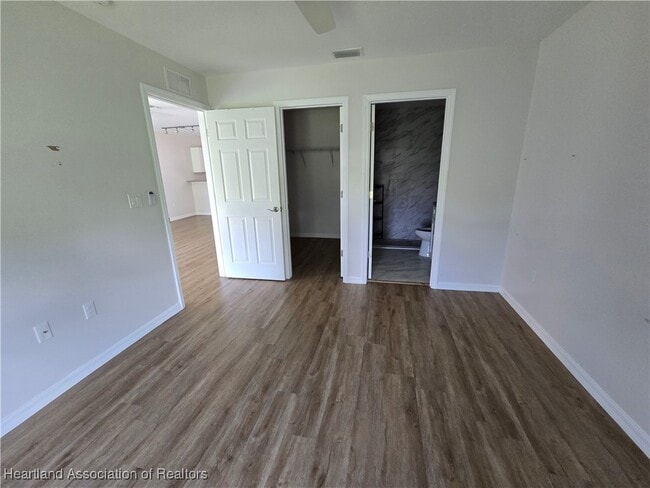 Building Photo - 6942 San Benito Dr
