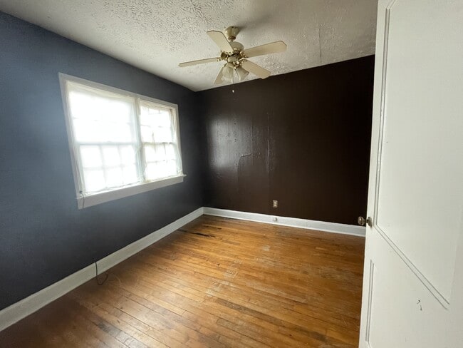 Foto del edificio - 268 Crescent Ln