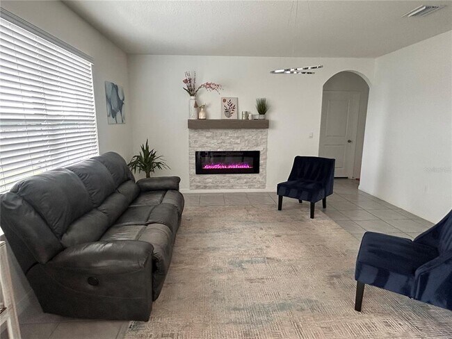 Foto del edificio - 17630 Canopy Pl