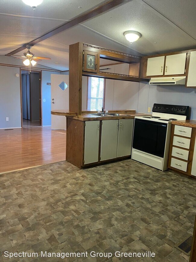 Building Photo - 3 br, 1 bath House - 79 Pebble Hill Park