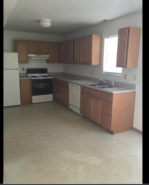 Primary Photo - 1511 Frame Rd