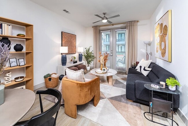 Building Photo - Luca Apartments