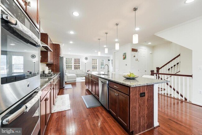 Foto del edificio - 21523 Willow Breeze Sq