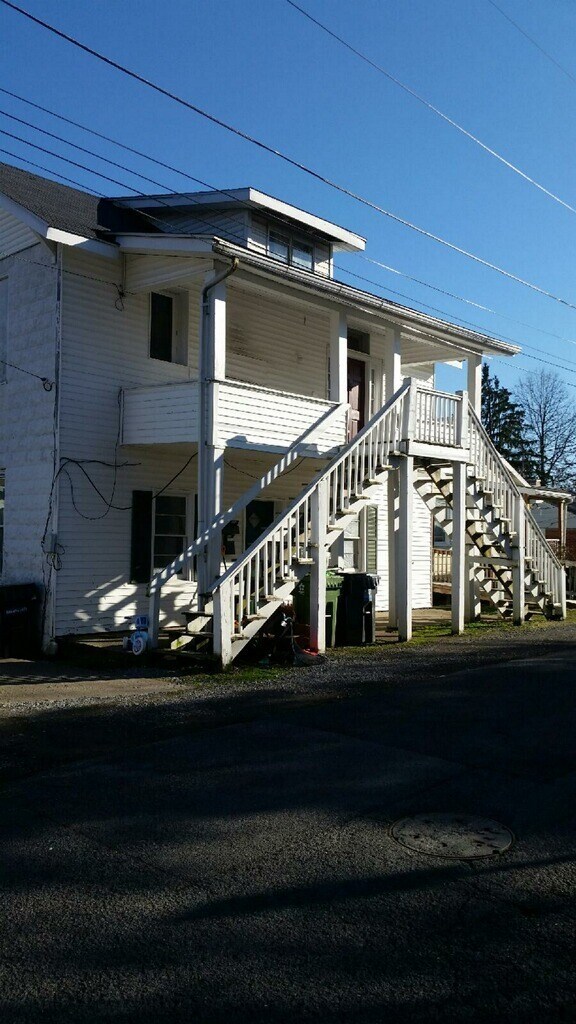 120 Summers St, WV 26501 Apartments in WV