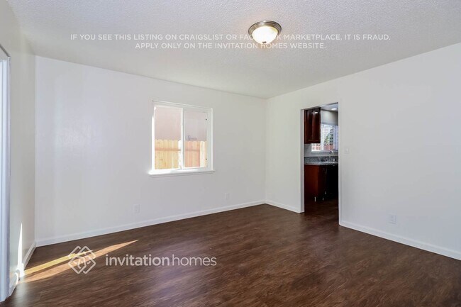 Foto del edificio - 4317 Stockbridge Ave