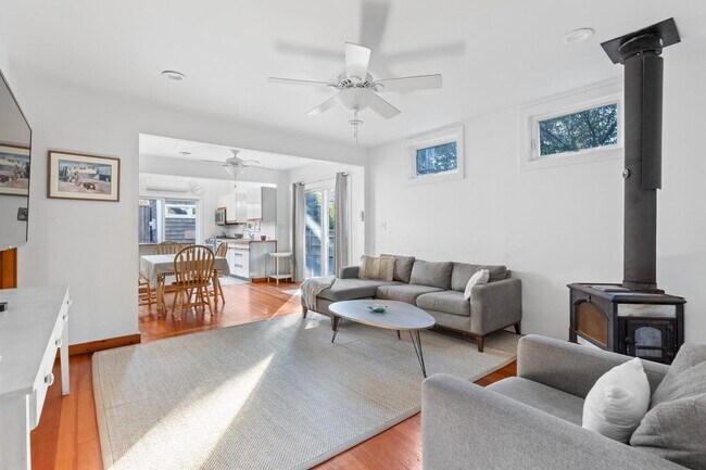 Foto del edificio - 38 Homesite Ave